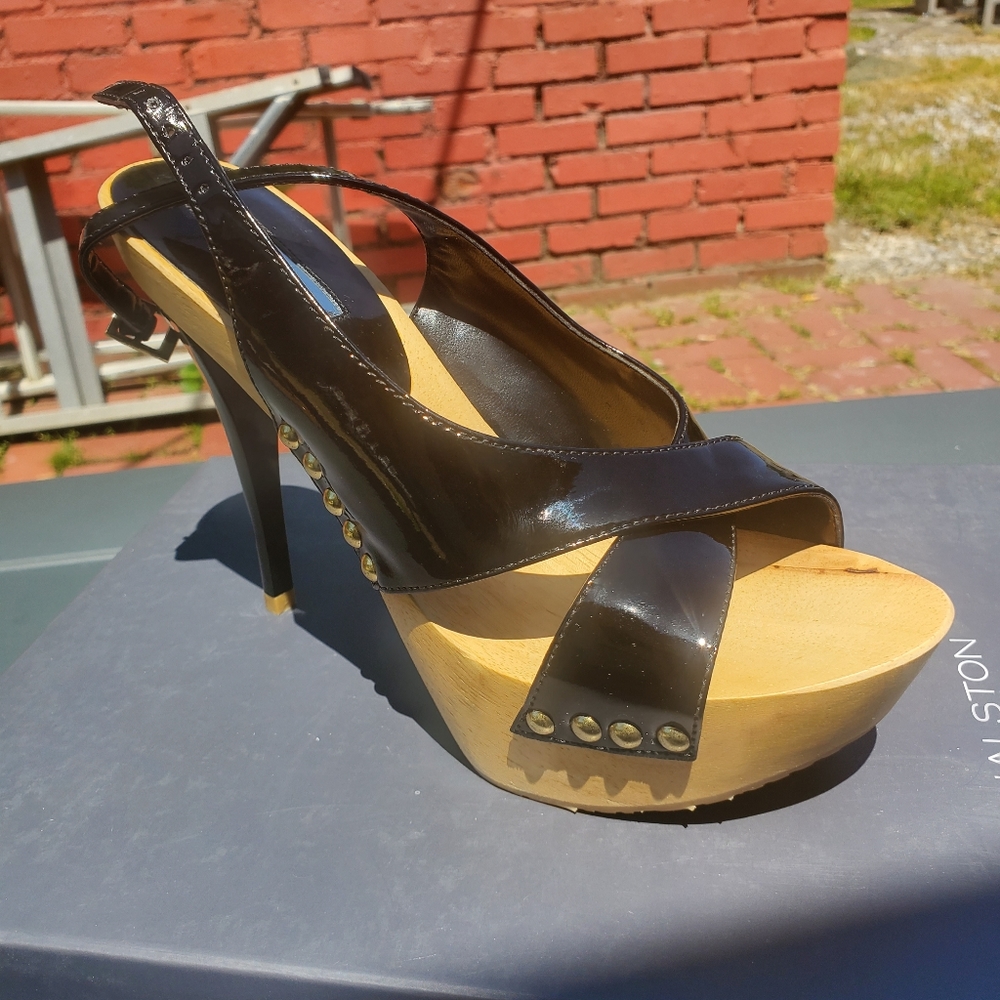 Black paten leather heel